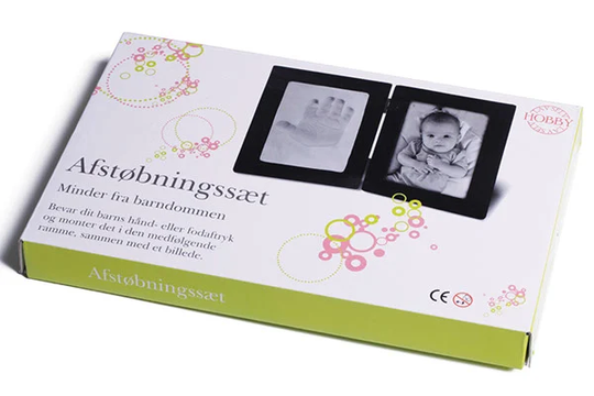 Handprint Clay - 2D In Double Frame (768430)