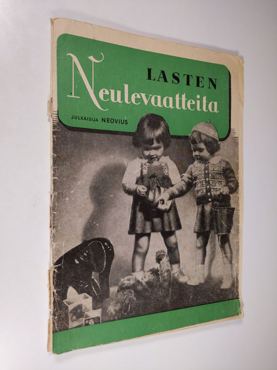 Lasten neulevaatteita