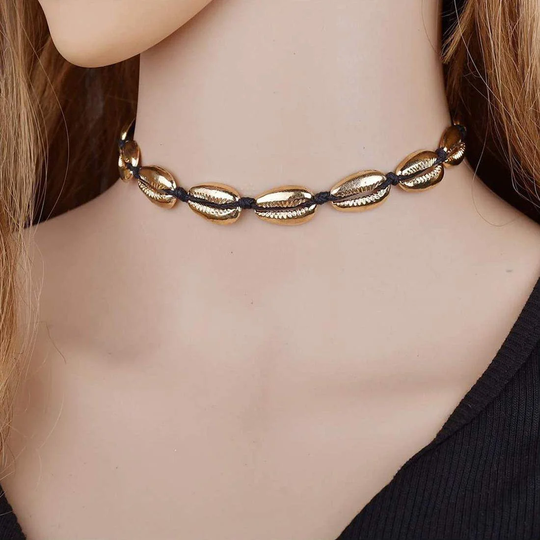 Choker-kaulakoru Simpukoilla - Kulta