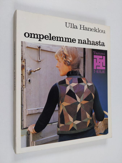 Ulla Haneklou : Ompelemme nahasta